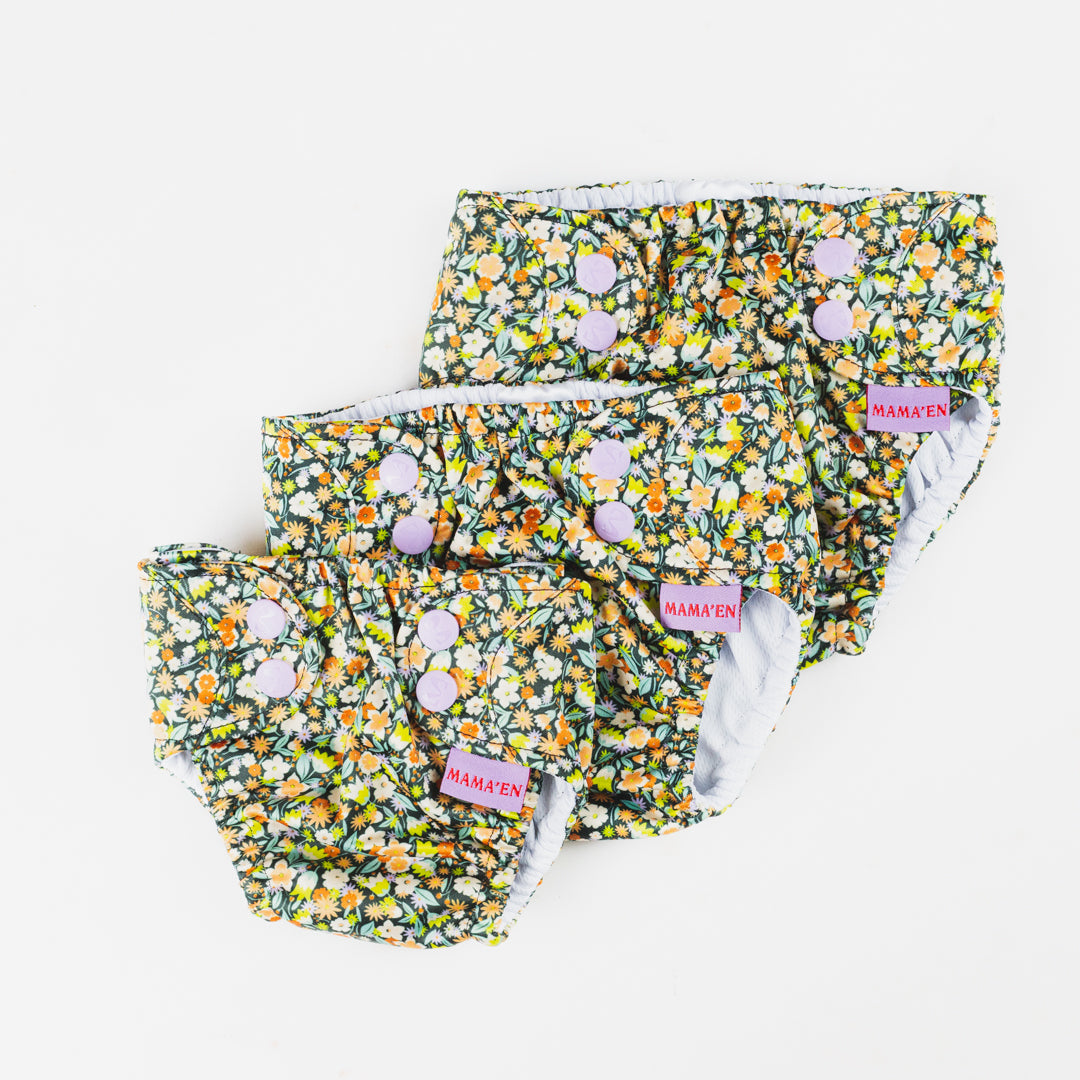 the MAMA'EN swim diaper in flower design all three sizes